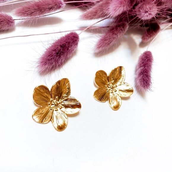 Flower Gold Color Bohemian Qeen Statement Earrings  - Picture 2 of 5